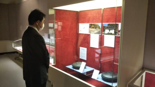 歴史民俗資料館「人々と寺社」、中央図書館「東日本大震災展示