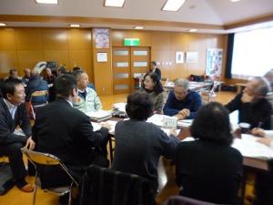 津布田会館での議会報告会