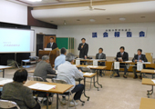 厚陽公民館で開催した議会報告会