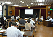 埴生公民館で開催した議会報告会