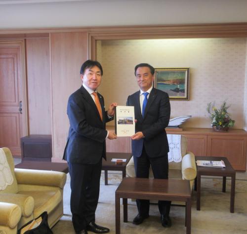 知事へ要望書の提出