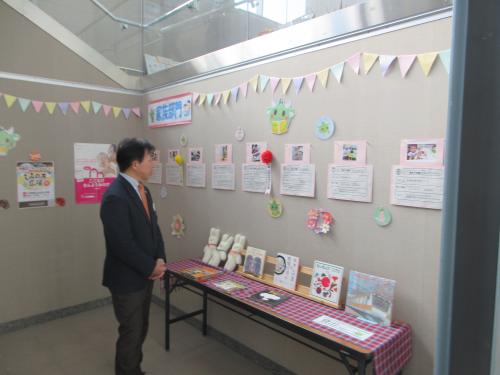 図書館内の展示