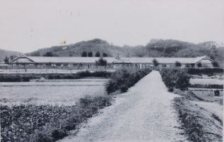 明治末年頃の徳基高等女学校正門