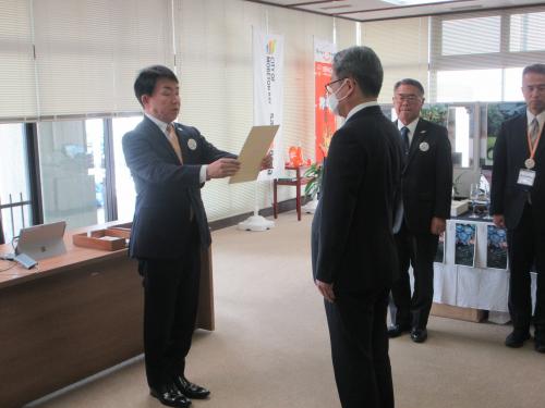 辞令交付