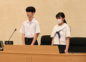 議長の様子