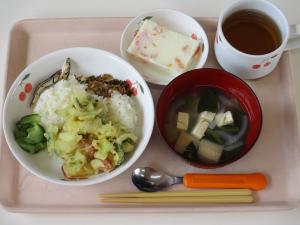 給食の様子