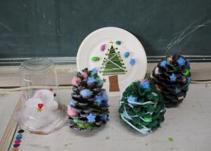クリスマスの飾りができました