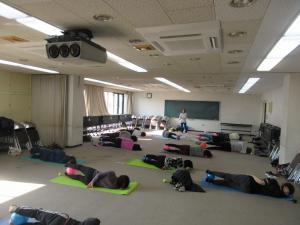 ヨガ＆ピラティス3